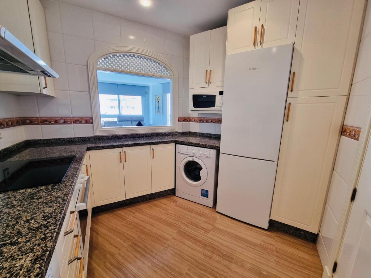 G&G Isla Marina Puerto Apartman Benalmádena Kültér fotó