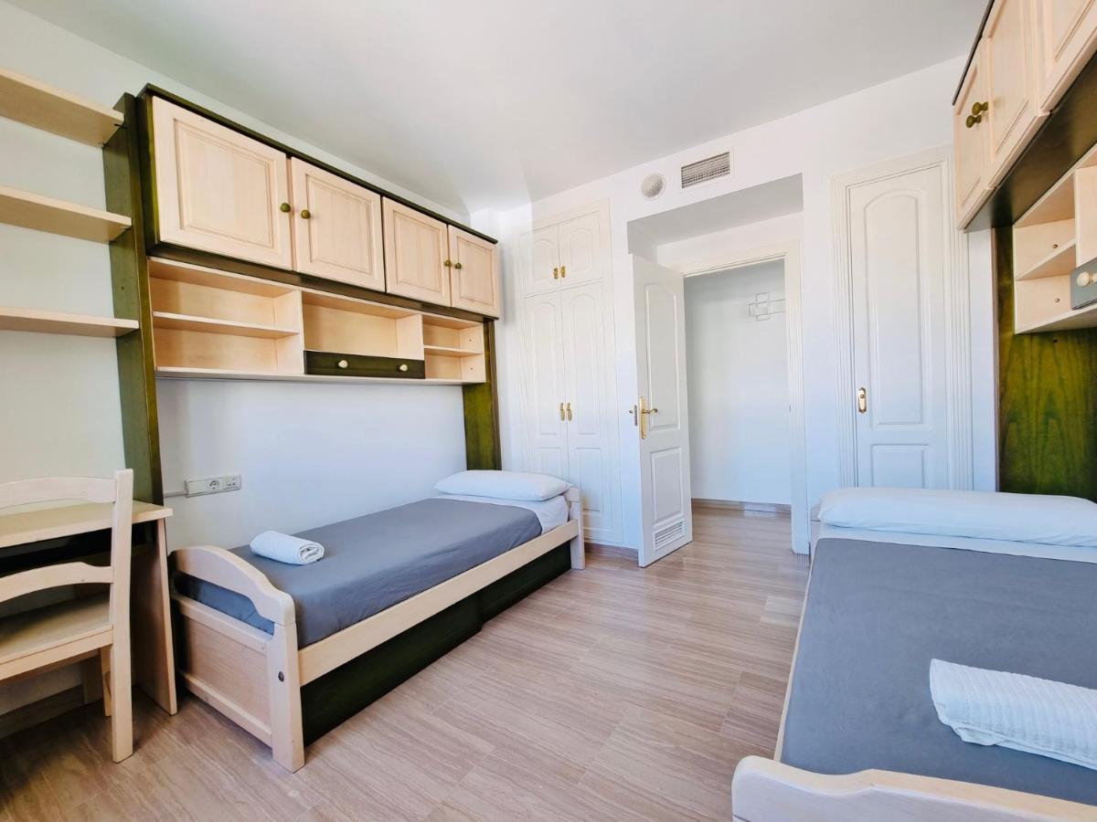 G&G Isla Marina Puerto Apartman Benalmádena Kültér fotó