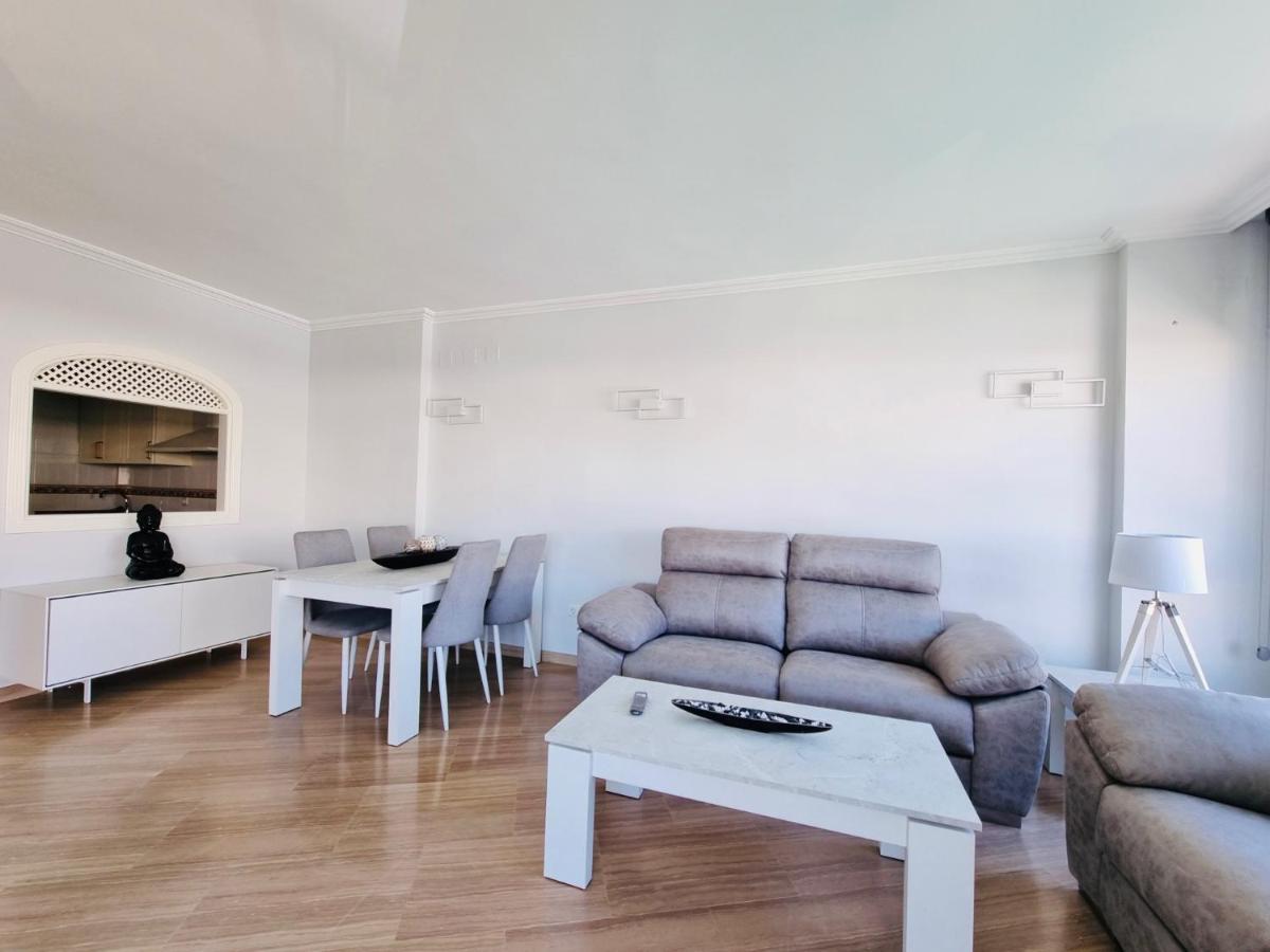 G&G Isla Marina Puerto Apartman Benalmádena Kültér fotó